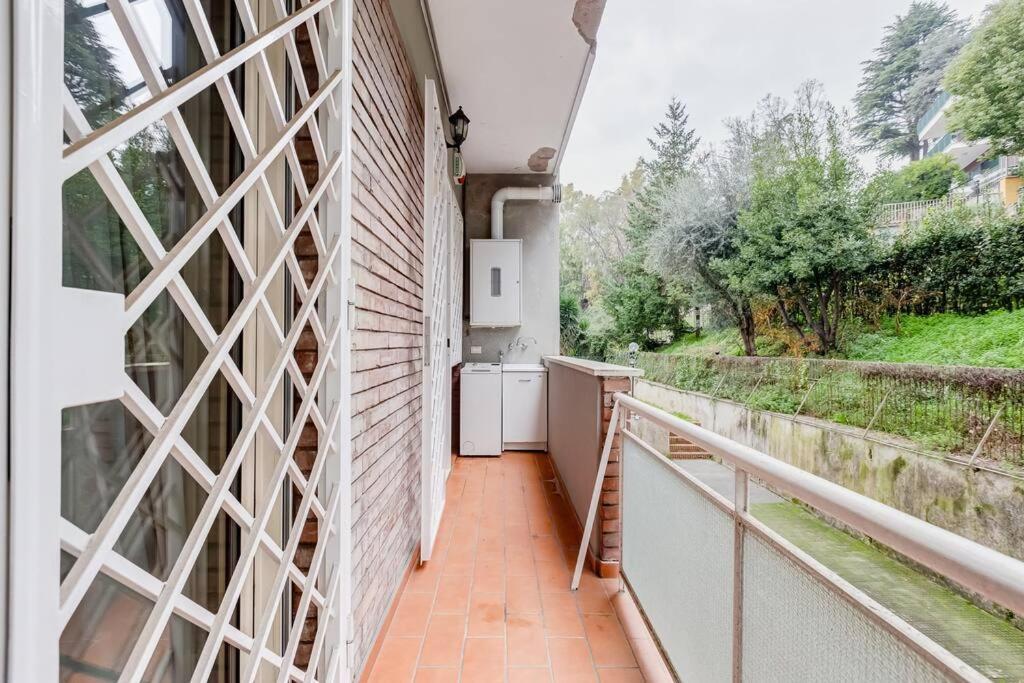 Exclusive Apartment In Eur Lake 로마 외부 사진