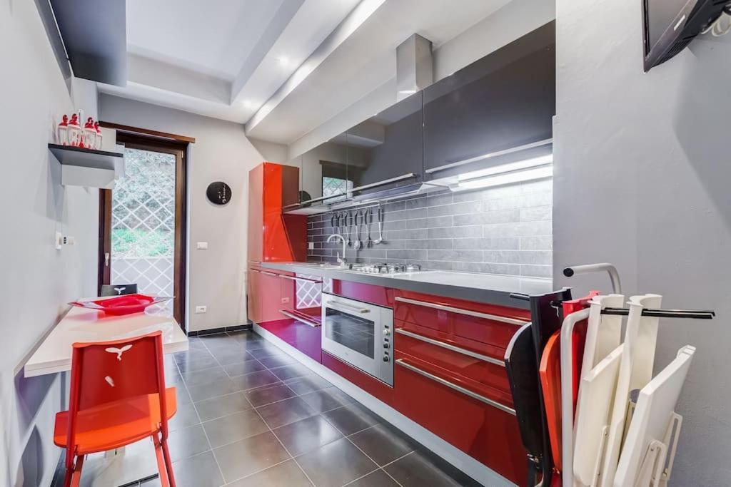 Exclusive Apartment In Eur Lake 로마 외부 사진